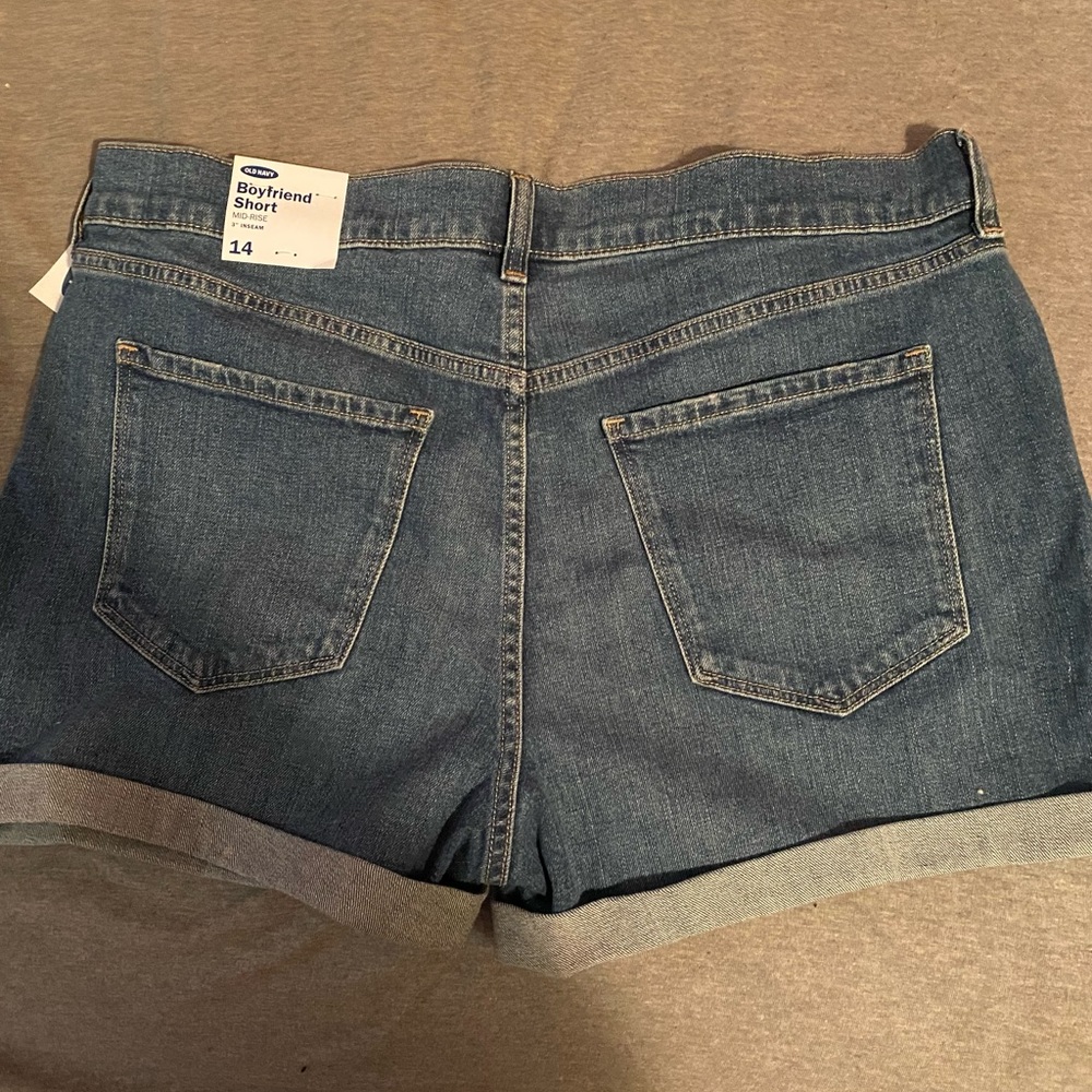 Old Navy Jean Shorts NWT - Picture 5 of 5